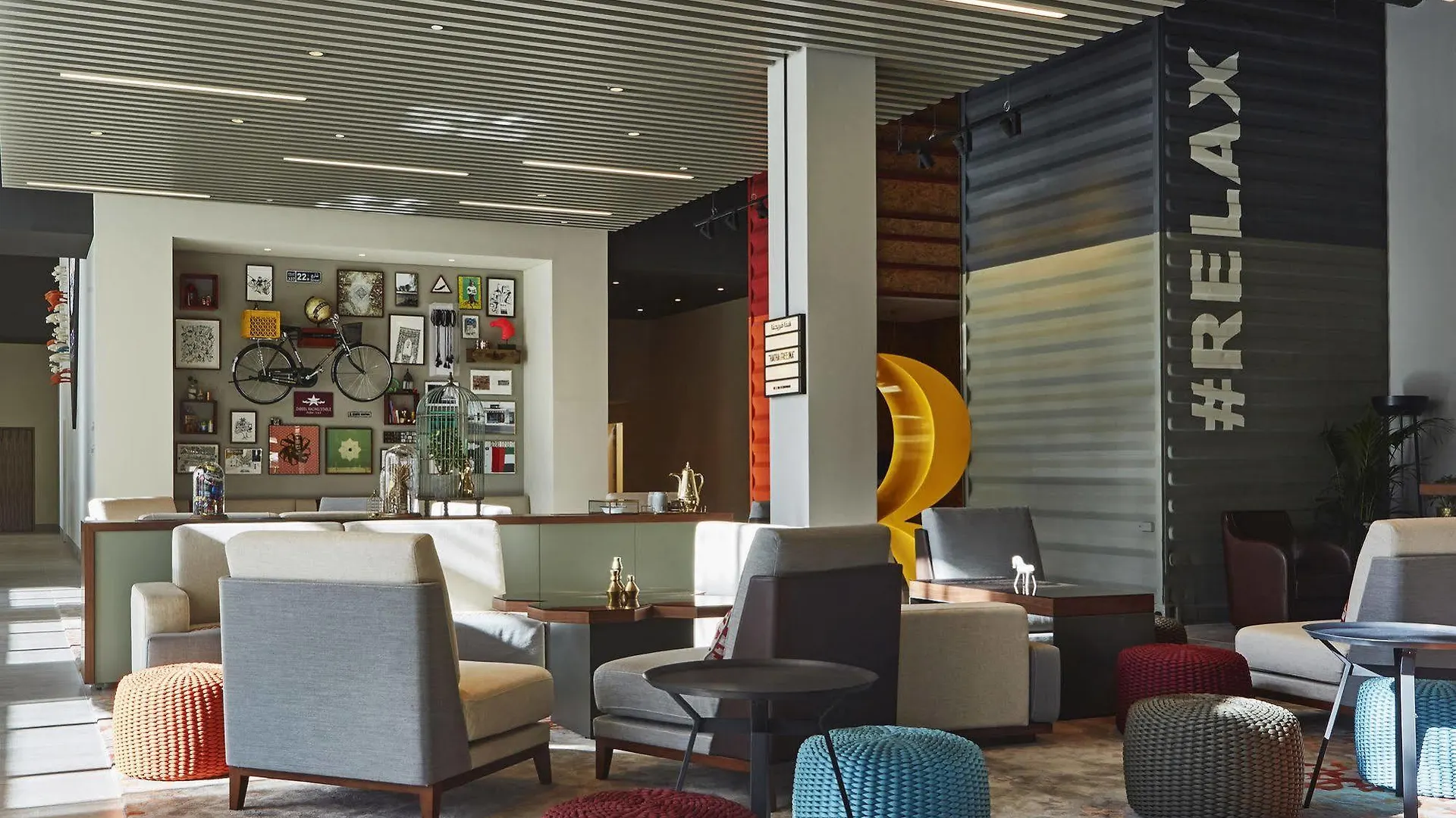 Rove Downtown Hotel Dubai 3*,